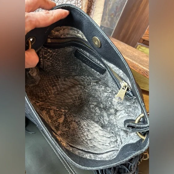 Rare vintage black pebbled leather and suede Liebeskind Berlin bag. Crossbody - Picture 16 of 16